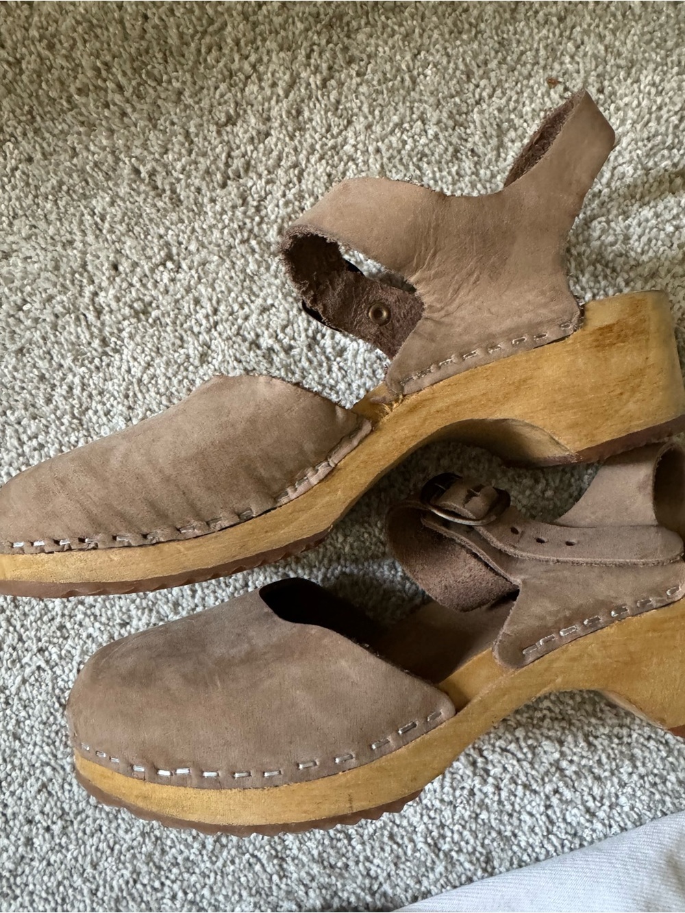 Women's Swedish Tan Clog Sandals – Comfortable Platform Heels